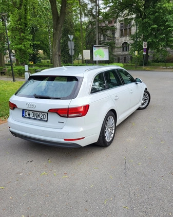 Audi A4 cena 81900 przebieg: 195000, rok produkcji 2016 z Ziębice małe 379